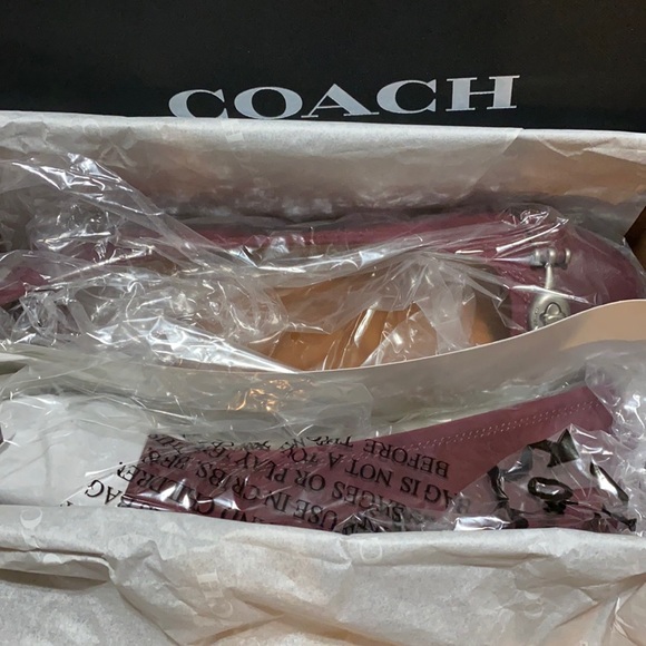 Coach Flats - Picture 1 of 5